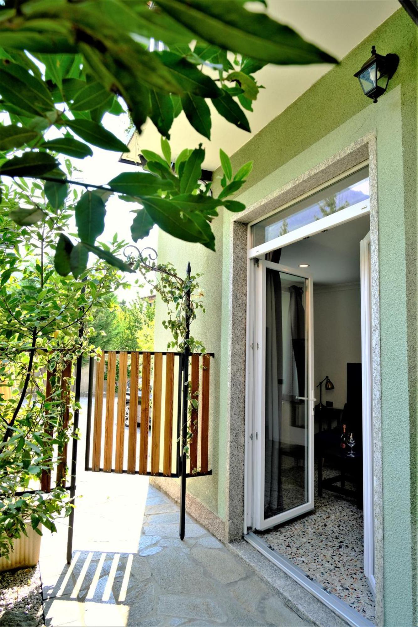 Residenza Laurum B&B Mandello del Lario Exterior foto
