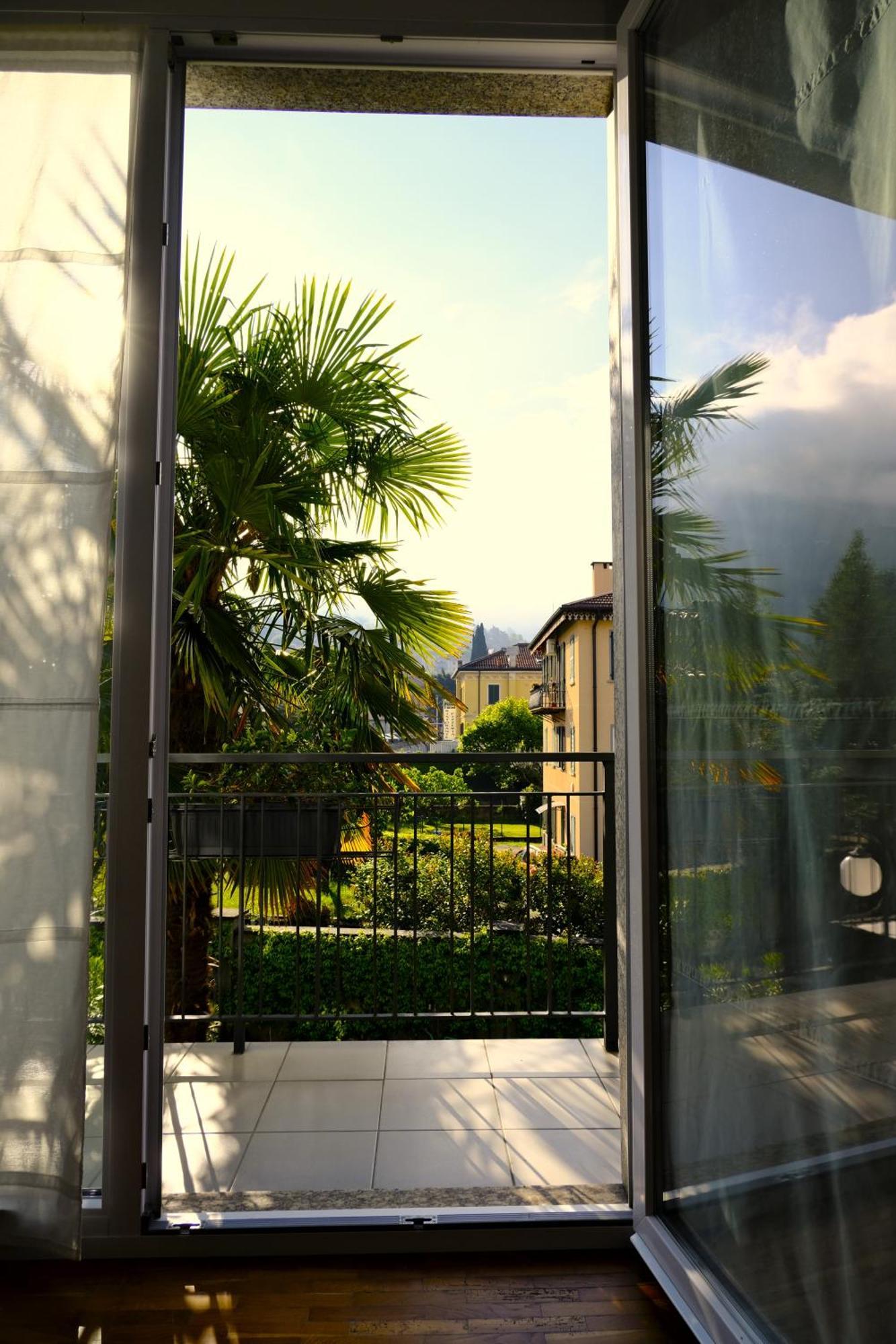 Residenza Laurum B&B Mandello del Lario Exterior foto